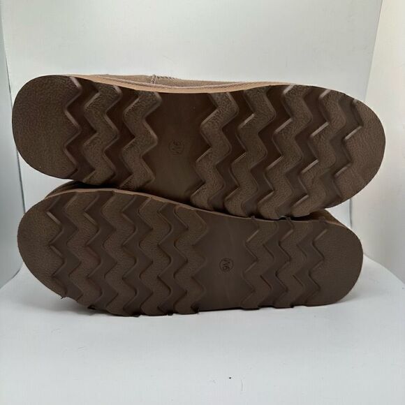 CUSHIONAIRE Women's Genuine Suede Cozy Mule Platform +Memory Foam 9 TAUPE - Picture 5 of 7